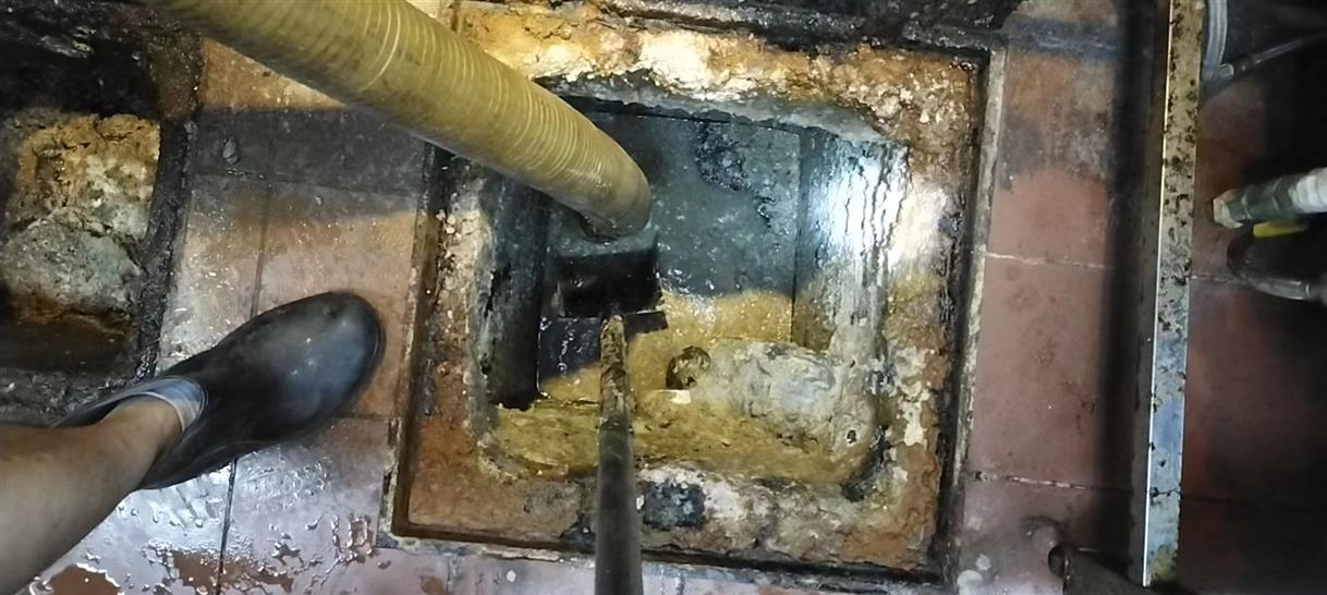 化德污水池清理一般都有毒气，怎么预防中毒呢？